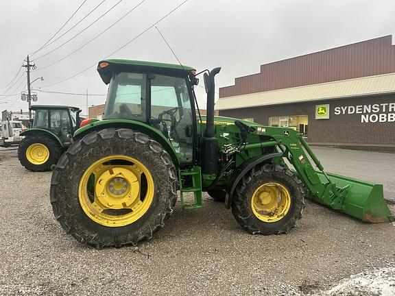 Image of John Deere 6135E equipment image 1