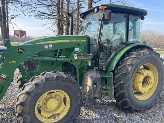 Image of John Deere 6135E equipment image 1