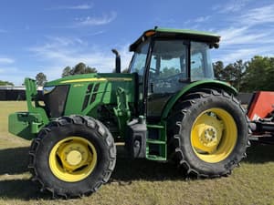 2018 John Deere 6135E Image