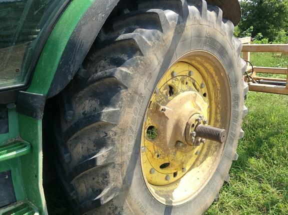 Image of John Deere 6145R equipment image 4