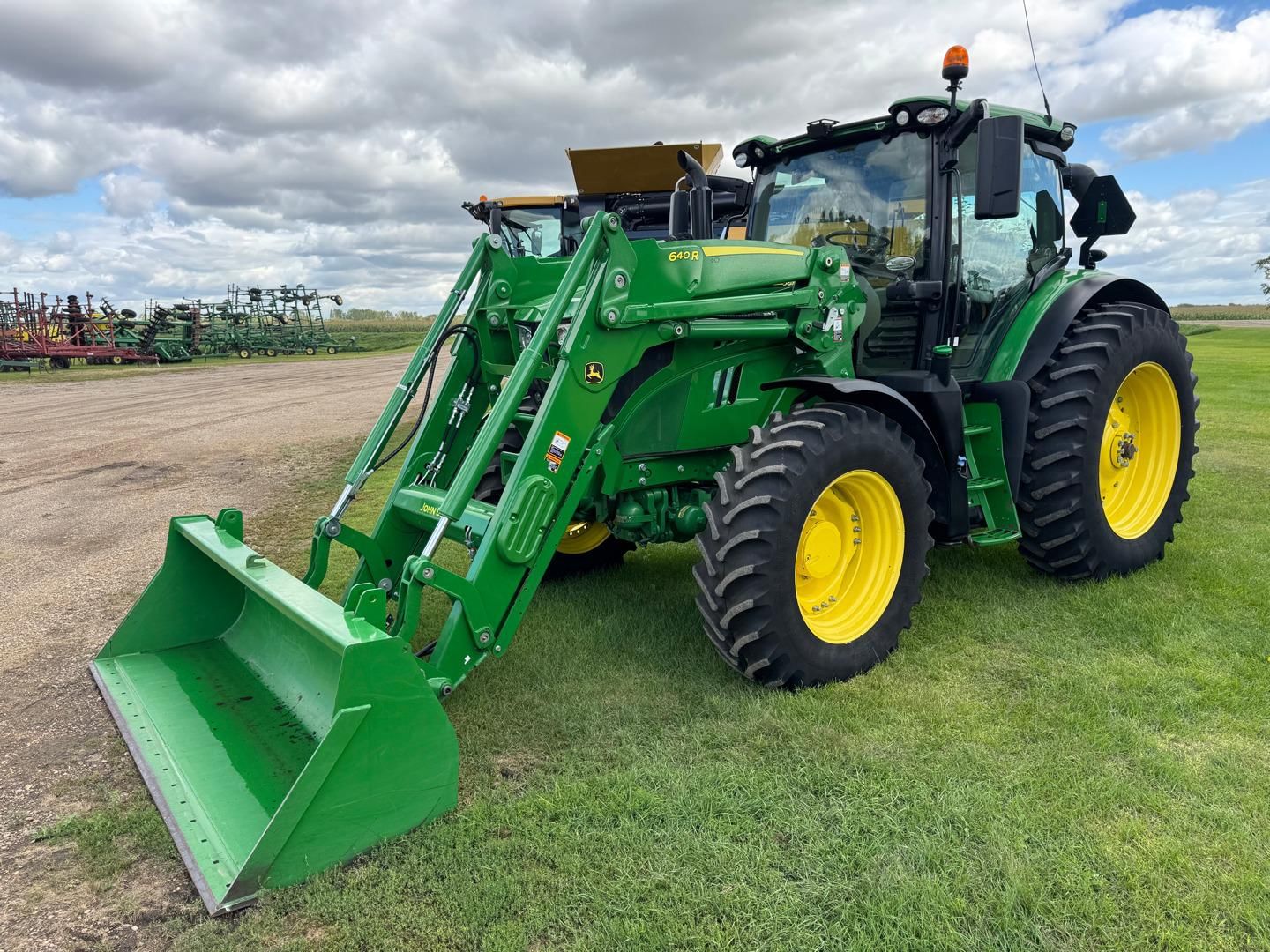 2018 John Deere 6145R Equipment Image0