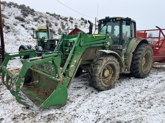 2018 John Deere 6155M Equipment Image0
