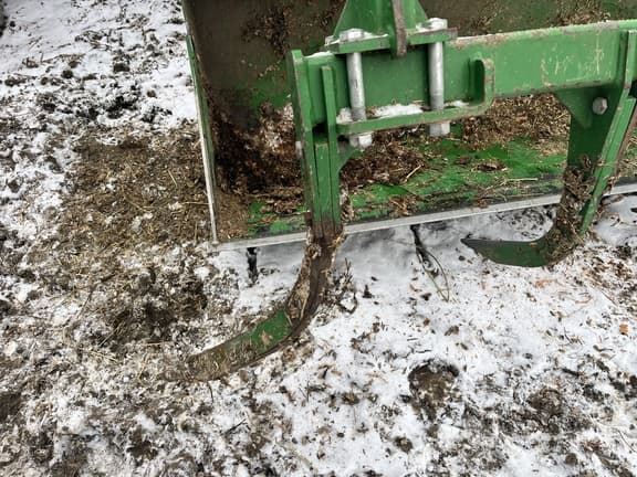 Image of John Deere 6155M equipment image 1