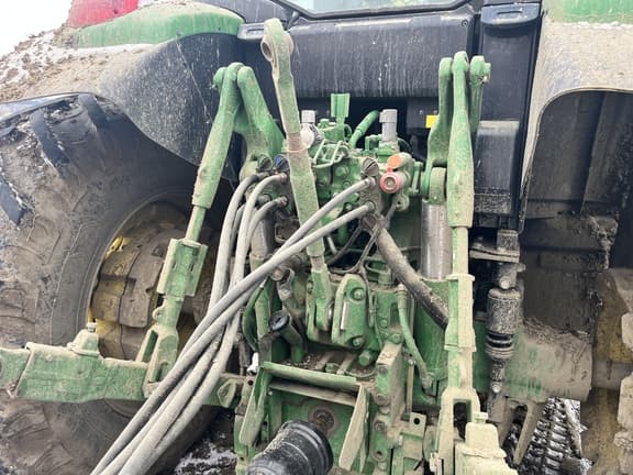 Image of John Deere 6155M equipment image 4