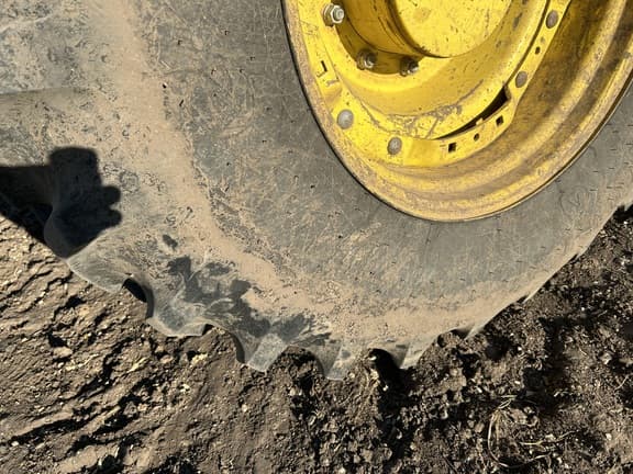 Image of John Deere 6155M equipment image 4