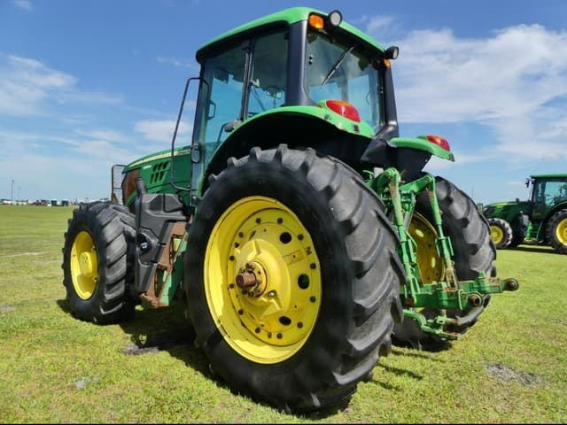 Image of John Deere 6155M equipment image 3
