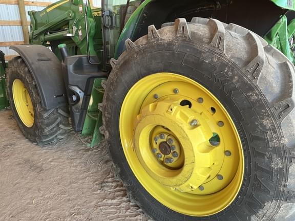 Image of John Deere 6155M equipment image 1