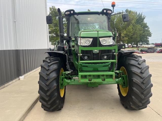 Image of John Deere 6155R equipment image 3