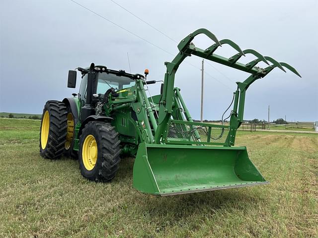 Image of John Deere 6155R equipment image 2