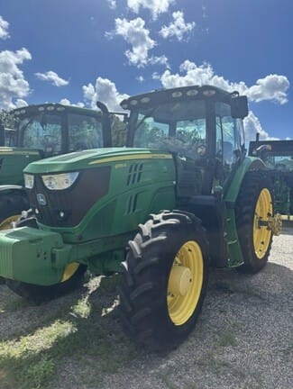 2018 John Deere 6155R Equipment Image0