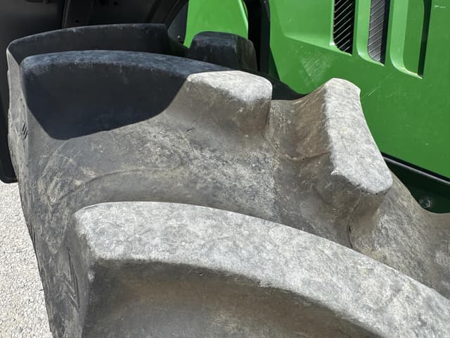 Image of John Deere 6155R equipment image 4