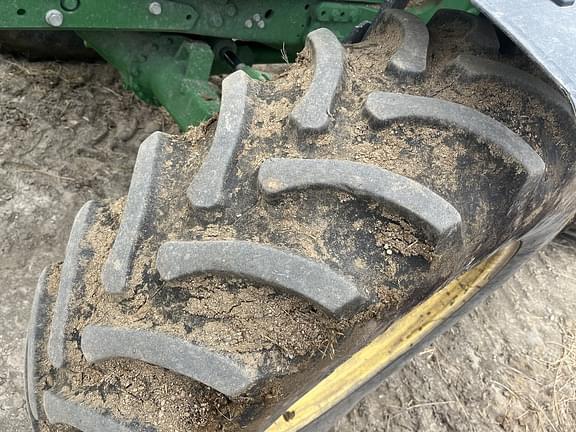 Image of John Deere 6155R equipment image 4