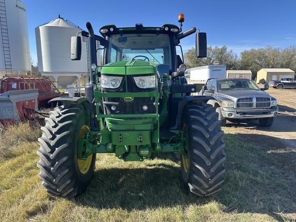 Image of John Deere 6155R equipment image 4