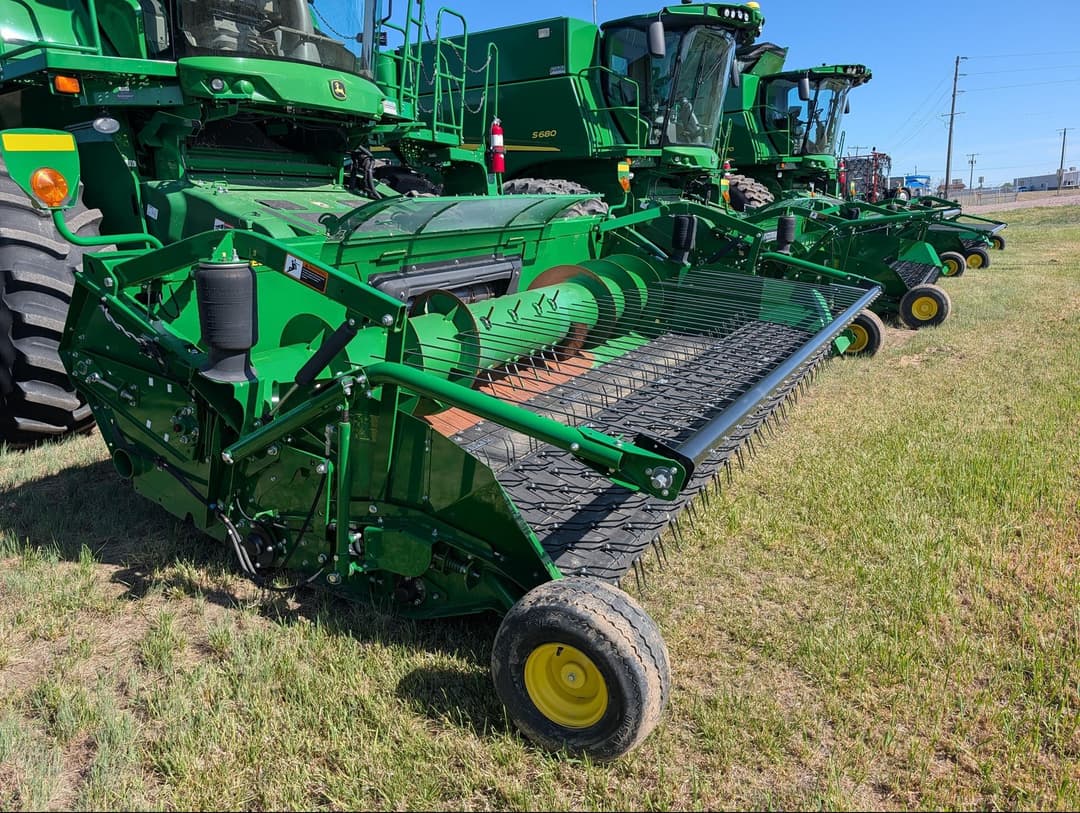 Image of John Deere 615P Image 0