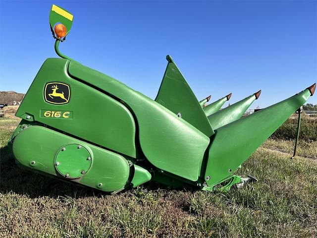 Image of John Deere 616C equipment image 1