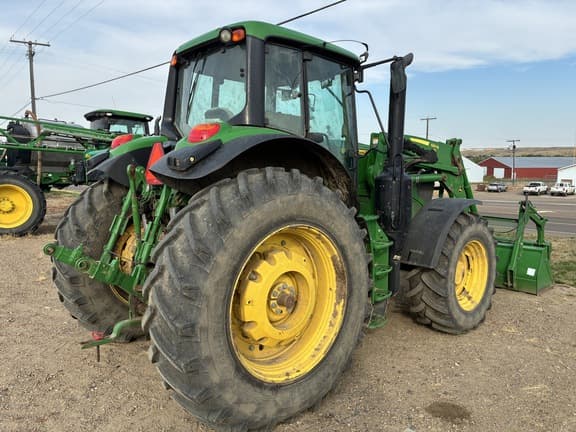 Image of John Deere 6175M equipment image 4