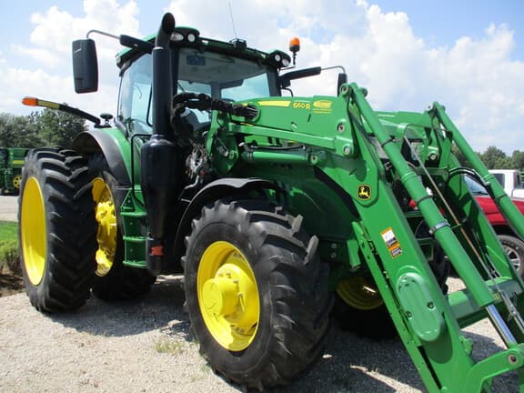Image of John Deere 6175R equipment image 4
