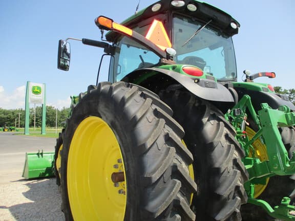 Image of John Deere 6175R equipment image 1