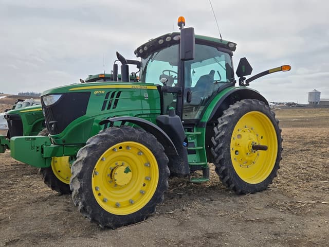 Image of John Deere 6175R equipment image 2