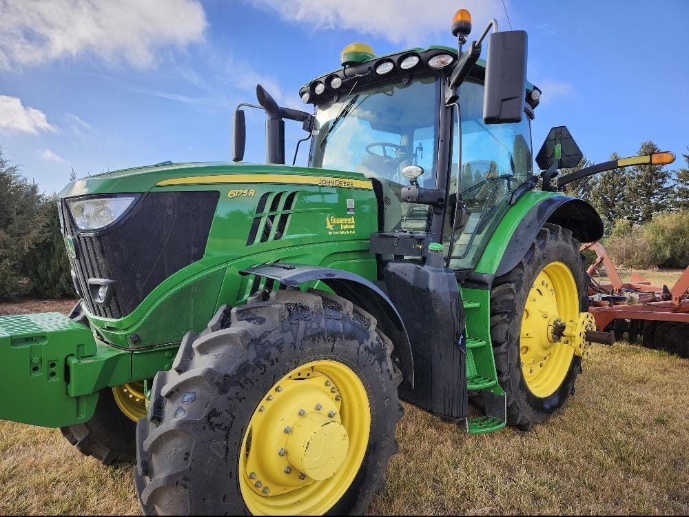2018 John Deere 6175R Equipment Image0