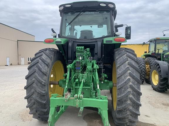 Image of John Deere 6175R equipment image 4