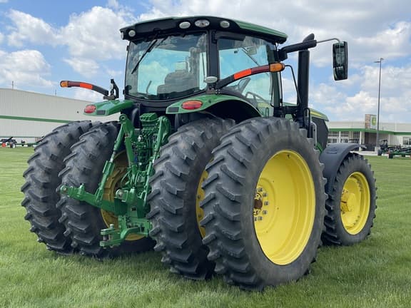 Image of John Deere 6175R equipment image 4