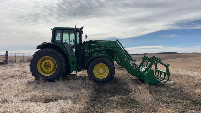 Image of John Deere 6195M equipment image 4