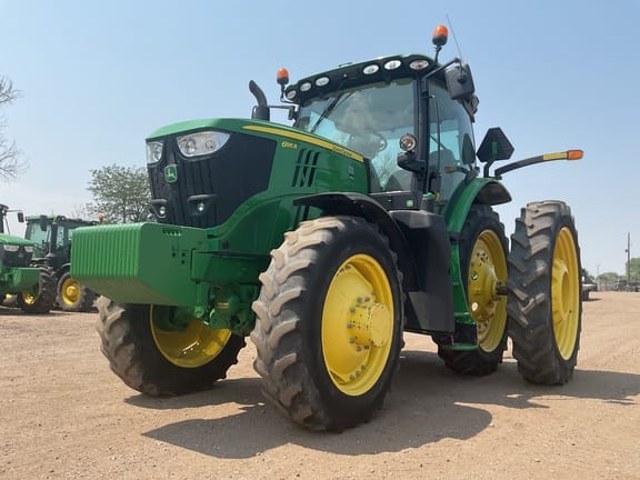 2018 John Deere 6195R Equipment Image0