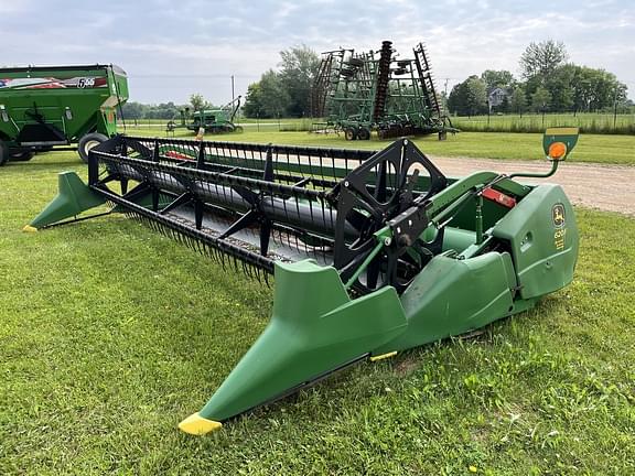 Image of John Deere 620F equipment image 3