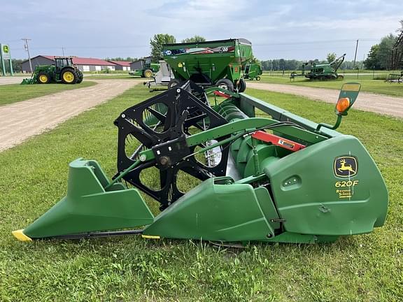 Image of John Deere 620F equipment image 4