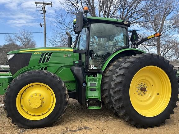 Image of John Deere 6215R Primary image