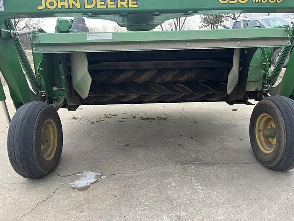 Image of John Deere 630 equipment image 4