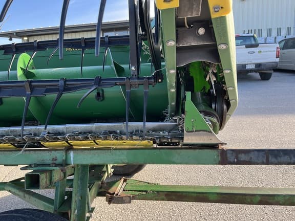 Image of John Deere 630F equipment image 3