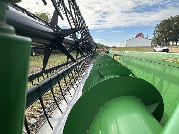 Image of John Deere 630F equipment image 1