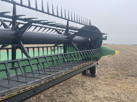 Image of John Deere 630FD equipment image 4