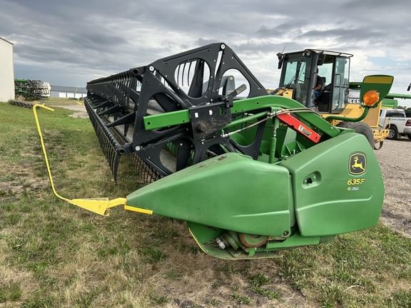 2018 John Deere 635F Equipment Image0