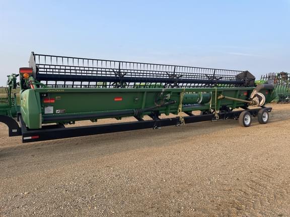 Image of John Deere 635F equipment image 2