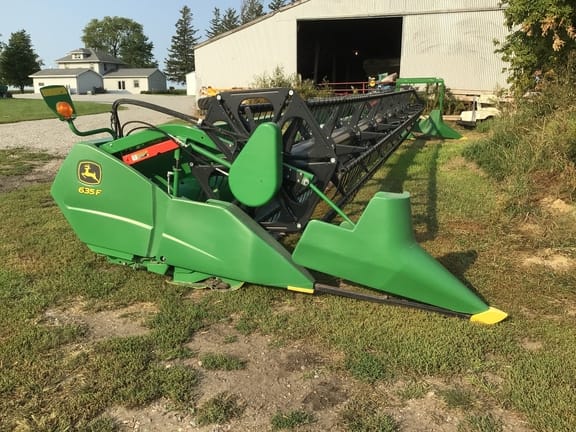 Main image John Deere 635F
