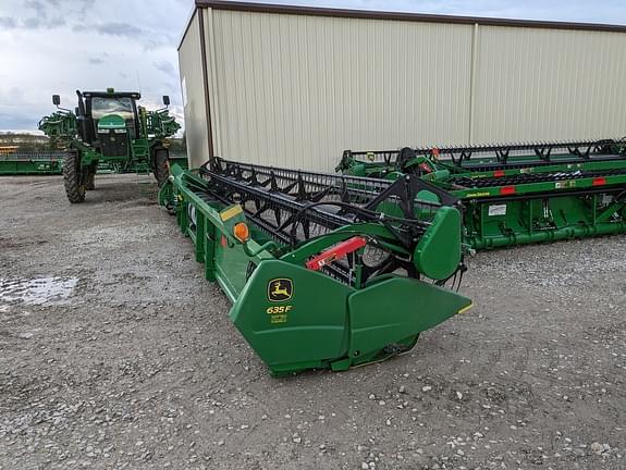 Image of John Deere 635F equipment image 3