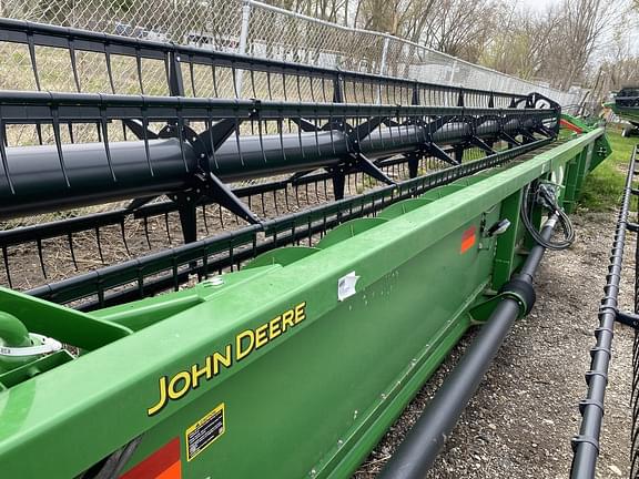 Image of John Deere 635F equipment image 2