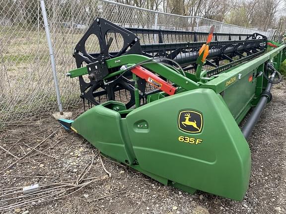 Image of John Deere 635F equipment image 1