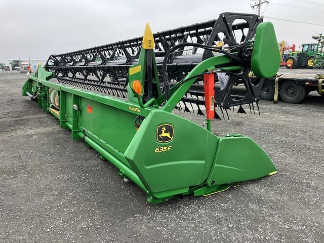 Image of John Deere 635F equipment image 3