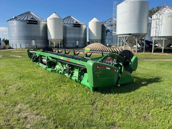 Image of John Deere 635FD equipment image 3