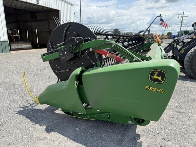 Image of John Deere 635FD Primary image