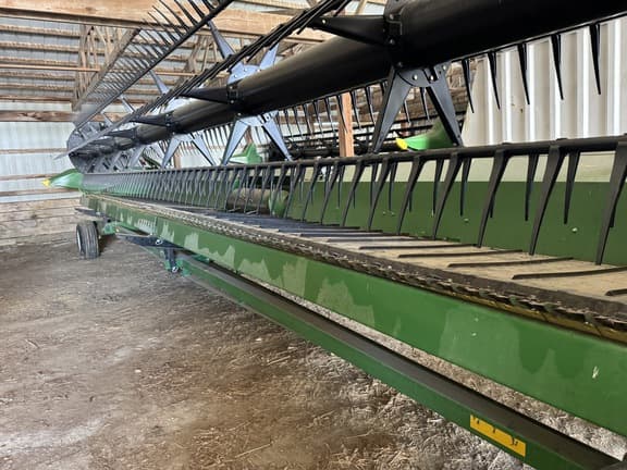 Image of John Deere 635FD equipment image 2