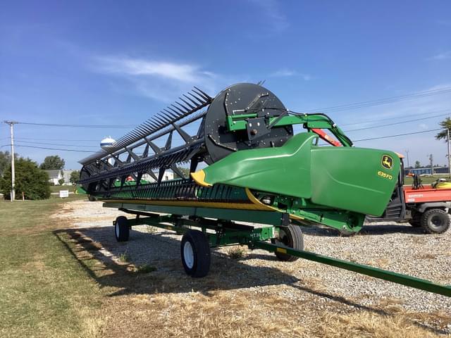 Image of John Deere 635FD equipment image 1