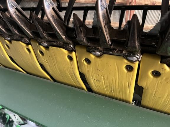 Image of John Deere 635FD equipment image 3
