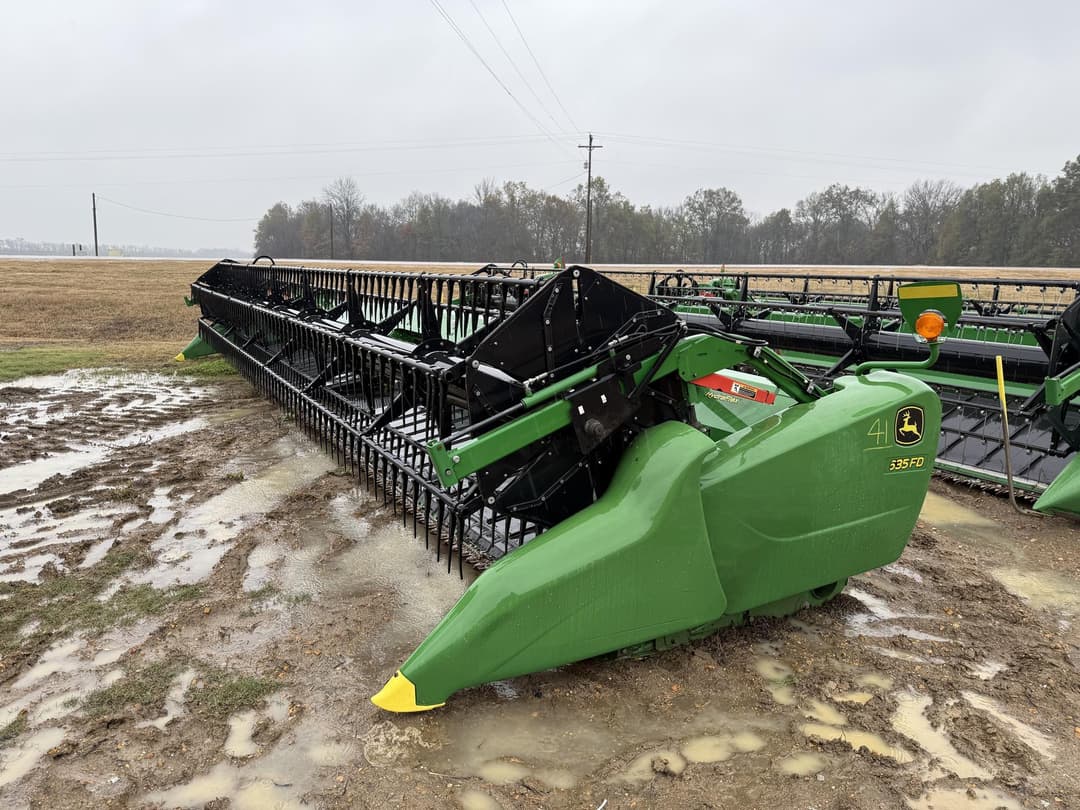 Image of John Deere 635FD Primary image