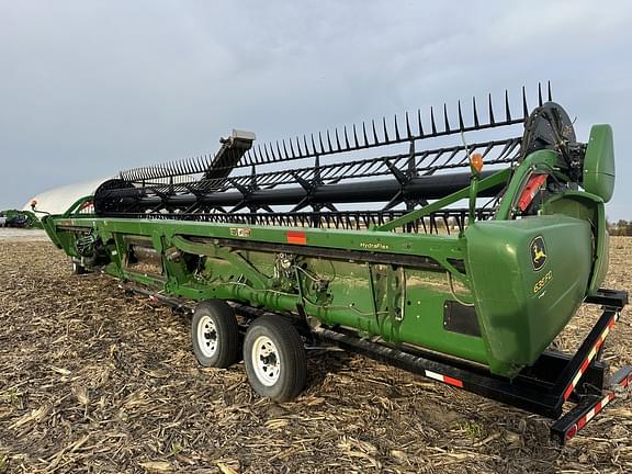 Image of John Deere 635FD equipment image 3