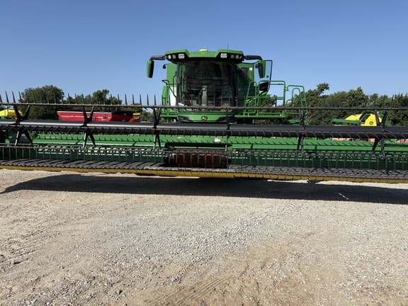 Image of John Deere 635FD equipment image 2